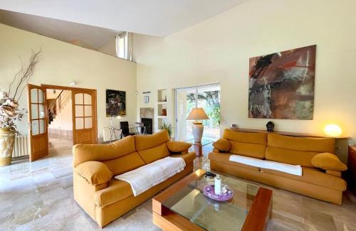 Bunyola House | Confortable Chalet con piscina