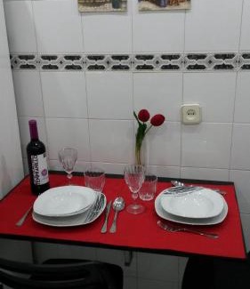 Ciudad Lineal Apartment | Confortable piso en buena localización
