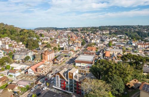 Floresta Apartment | Conforto a 950m da Rua Coberta by Achei Gramado