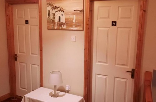 Tralee House | Conn Oriel B&B