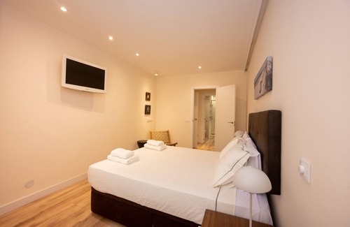 Cotos Apartment | Contemporáneo y Colonial Ap. Madrid MLG16