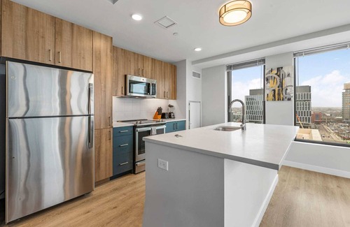 Assembly Square Apartment | Contemporary 3BR/2.5BA Unit in Assembly Square