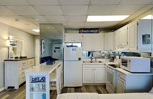 Panama City Beach Condo | Continental #104 | First Floor + Gulf Side Pool