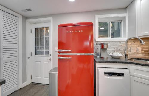 Washington Apartment | Convenient DC Studio Near Metro Stop!