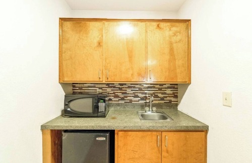 Killeen Hotel | Convenient Location Near Dining, Shopping & Entertainment for Your Killeen Stay