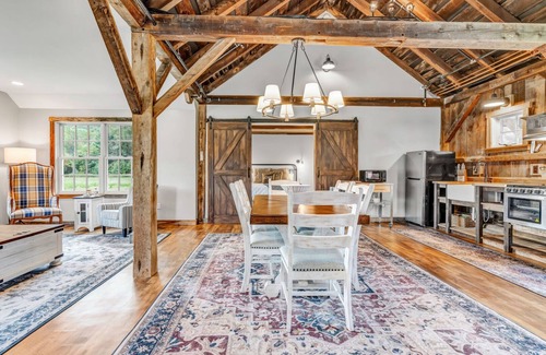Quechee House | Converted Carriage Barn - The Carriage House Unit2