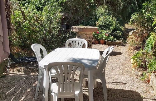 Arganil Cottage | Converted farm cottage with pretty views, 2km from Arganil, river beach 2km