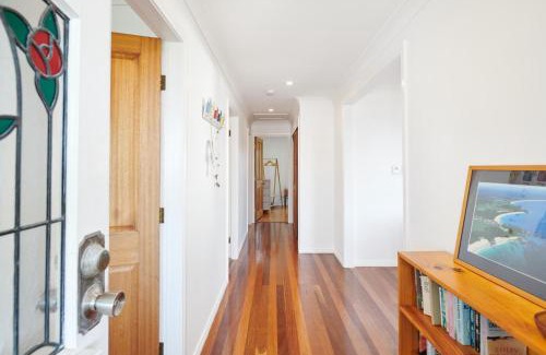 Black Head House | Cooinda Cottage Black Head Village
