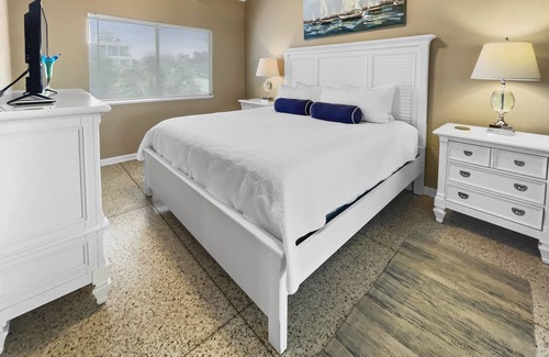 Inlet Beach House | "Cool Breeze" |Steps to Beach | Private Pool | Dog Friendly | 2 Bikes included
