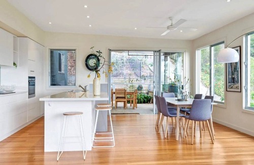 Pretty Beach Central Coast House | Coolcappa, Pretty Beach
