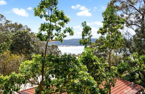 Pretty Beach Central Coast House | Coolcappa, Pretty Beach