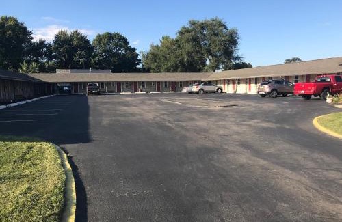 Tuscola Hotel | Cooper Motel Tuscola