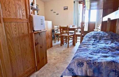 Chamrousse Apartment | Coquet studio cabine pour 4 avec balcon et accès direct aux pistes - Chamrousse 1750 - FR-1-340-23