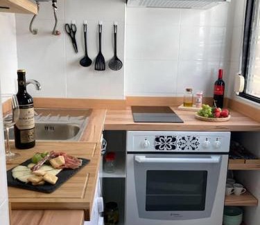 El Puig de Santa Maria Apartment | Coqueto Apartamento de Playa con Piscina y Terraza