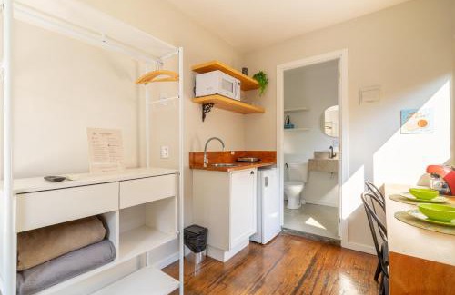 Lagoa da Conceicao Apartment | Coração da Lagoa da Conceição-Cozinha Completa-AC