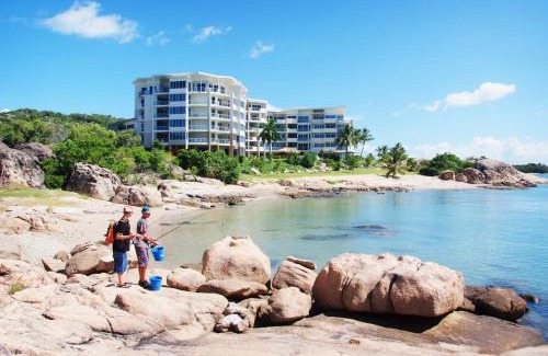 Bowen Apartment | Coral Cove Apartments - Absolute Beachfront Resort Bowen