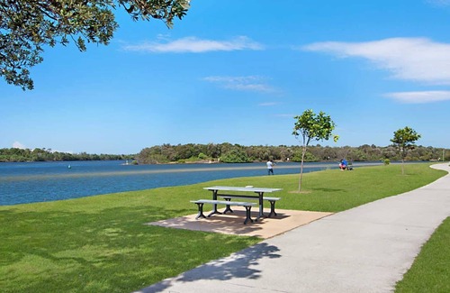 Tweed Heads Apartment | Coral Gate 40 - Absolute Waterfront - Min. 3 Night Stays!