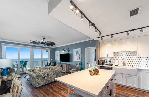 Panama City Beach Condo | "Coral Island" #1124 PCB 2 Bedroom Sleeps 6