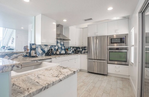 North Side Villa | Coral Loft 4BR + 1 BR Oceanfront Villa w/Private Pool & Beach in Grand Cayman