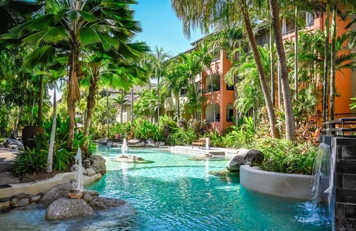 Westcourt Apartment | Coral Luxe Resort - 9 Pools Gym & BBQ