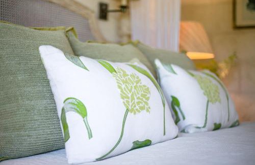 Folkestone Resort | Coral Reef Club