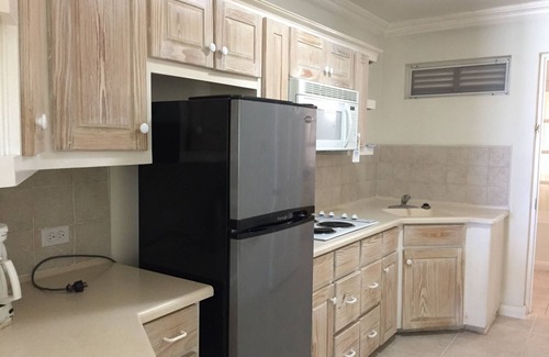 Worthing Hotel | Coral Sands Beach Resort