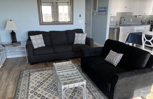 Carolina Beach Condo | CORAL SURF C-1 OCEANFRONT 2 BR & 2 BTH. PRIVATE 240V EV CHARGER & 110V OUTLET