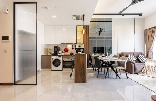 Imbi Condo | #Core Residence TRX 2BR #4Pax #2Gbps Wifi #Netflix #Hotel Feel #Bukit Bintang