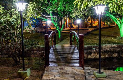 Davidopolis House | Cores do Cerrado - Chalés e Suítes