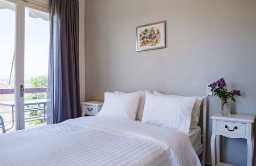 Kanoni Apartment | Corfu Diamond Suite - Comfy Summer Geataway