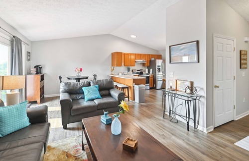 Corinth House | Corinth Getaway w/Deck ~ 11 Mi to Ark Encounter!