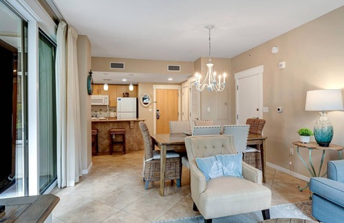 Baytowne Wharf Condo | Corner 2BR Lock-Off w/Walk-Out Patio – Steps to Pool & Wharf