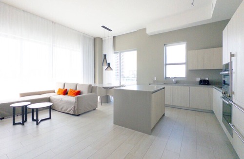 Hollywood South Central Beach Condo | Corner unit|Spacious Balcony|Sunset Views