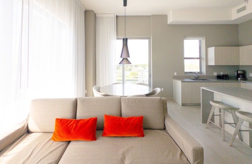 Hollywood South Central Beach Condo | Corner unit|Spacious Balcony|Sunset Views