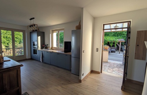 Sant'Andrea-di-Cotone Apartment | Corsica, 120 m2 apartment in a peaceful village between sea and mountains