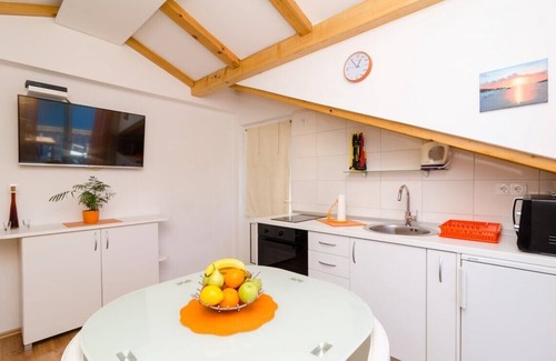 Polace Apartment | Corso turquoise view, 1BR APT with balcony and sea view