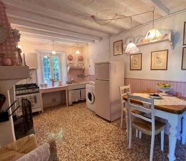 Guiglia House | Corte Bottazza,La casetta