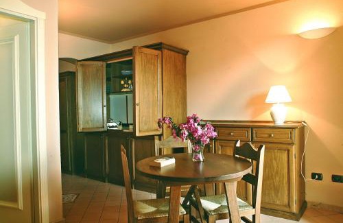 Bosa Historic Centre Hotel | Corte Fiorita Albergo Diffuso