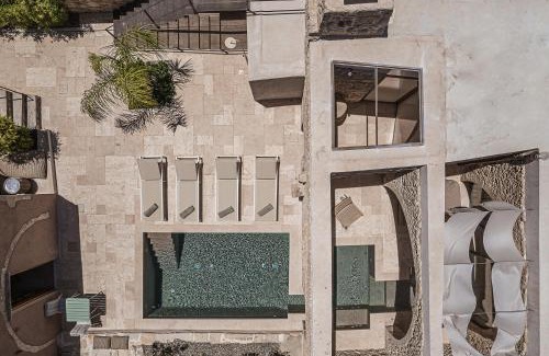 Kaliviani Villa | Corte Interna, free heated pool