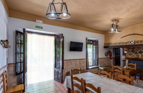 Las Lagunillas Villa | Cortijo El Llano de Priego Priego de Córdoba by Ruralidays