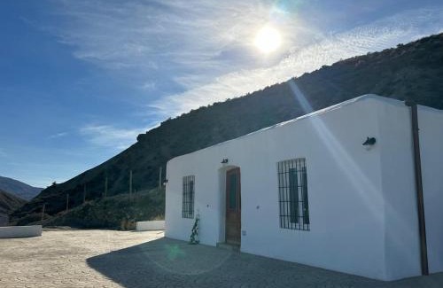Tabernas Villa | Cortijo MAMANGUEÑA PISCINA Y CUEVA