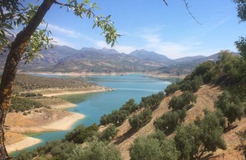 Iznajar Villa | Cortijo Rocas Altas