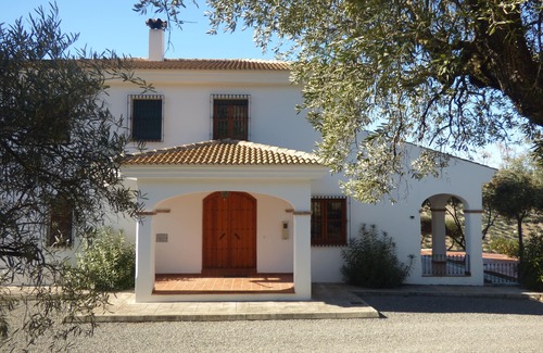 Iznajar Villa | Cortijo Rocas Altas