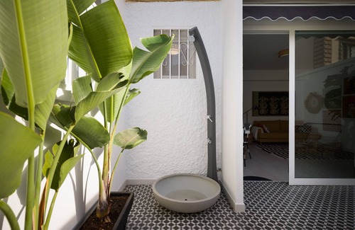 Las Palmas de Gran Canaria Ski Chalet | Cosmopolitan Design By CanariasGetaway