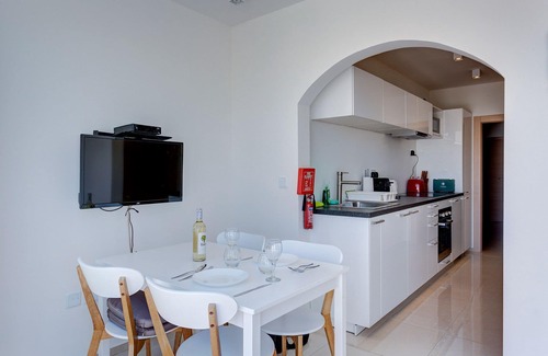 Gzira Apartment | Cosy 1BR Penthouse With Terrace, Great Location