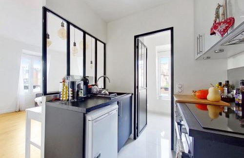 Necker Apartment | Cosy 2 Person Studio - Near Eiffel Tower
