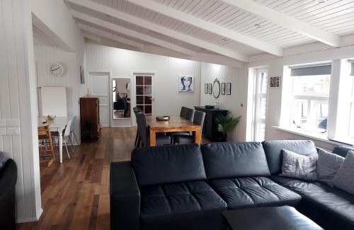 Hofn Apartment | Cosy and family friendly home with a great location