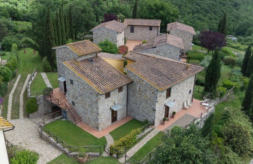 Greve in Chianti House | Cosy apartment in villa for 8 guests with pool, WIFI, TV, patio and pets allowed