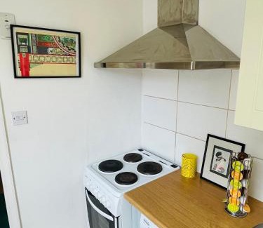 Notting Hill Apartment | Cosy Apartment 5 mins from Portobello Road Market - Notting Hill Gate