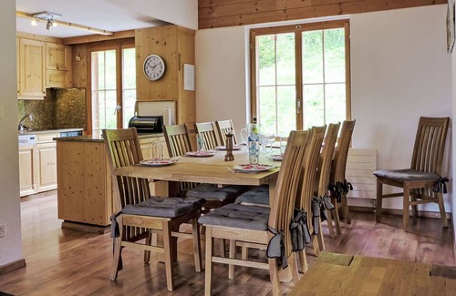 Buerchen Apartment | Cosy apartment for 10 people with WIFI, TV and patio